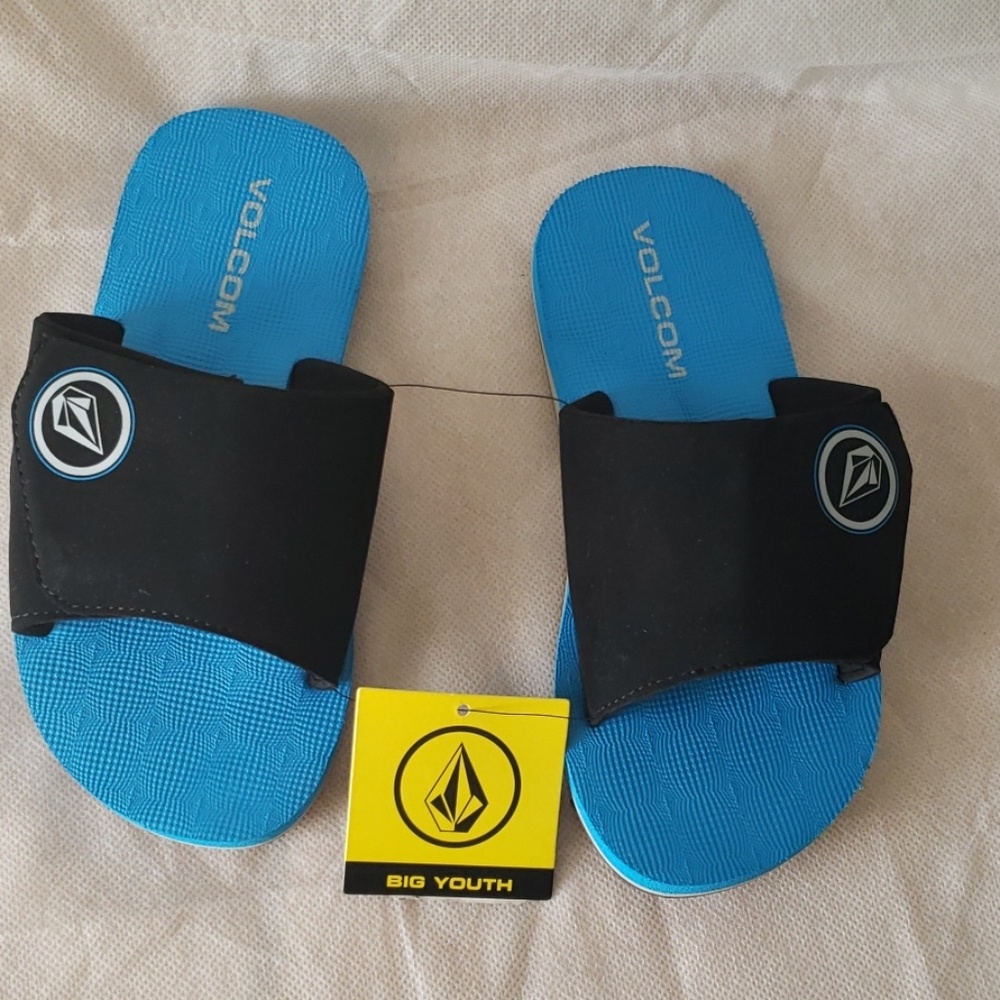 Volcom Youth Boys  Slip On